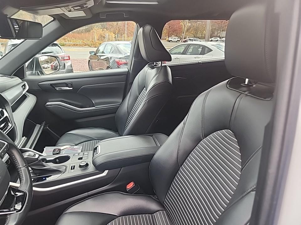 2023 Toyota Highlander XSE AWD