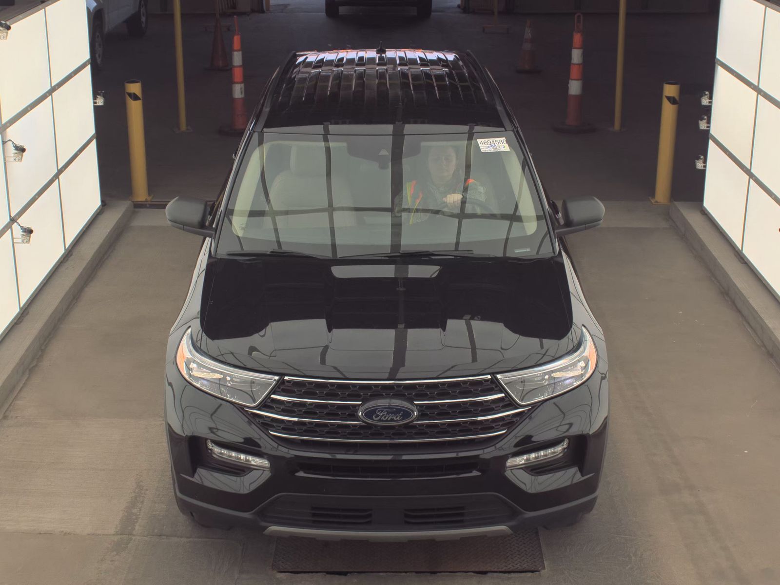 2024 Ford Explorer XLT RWD