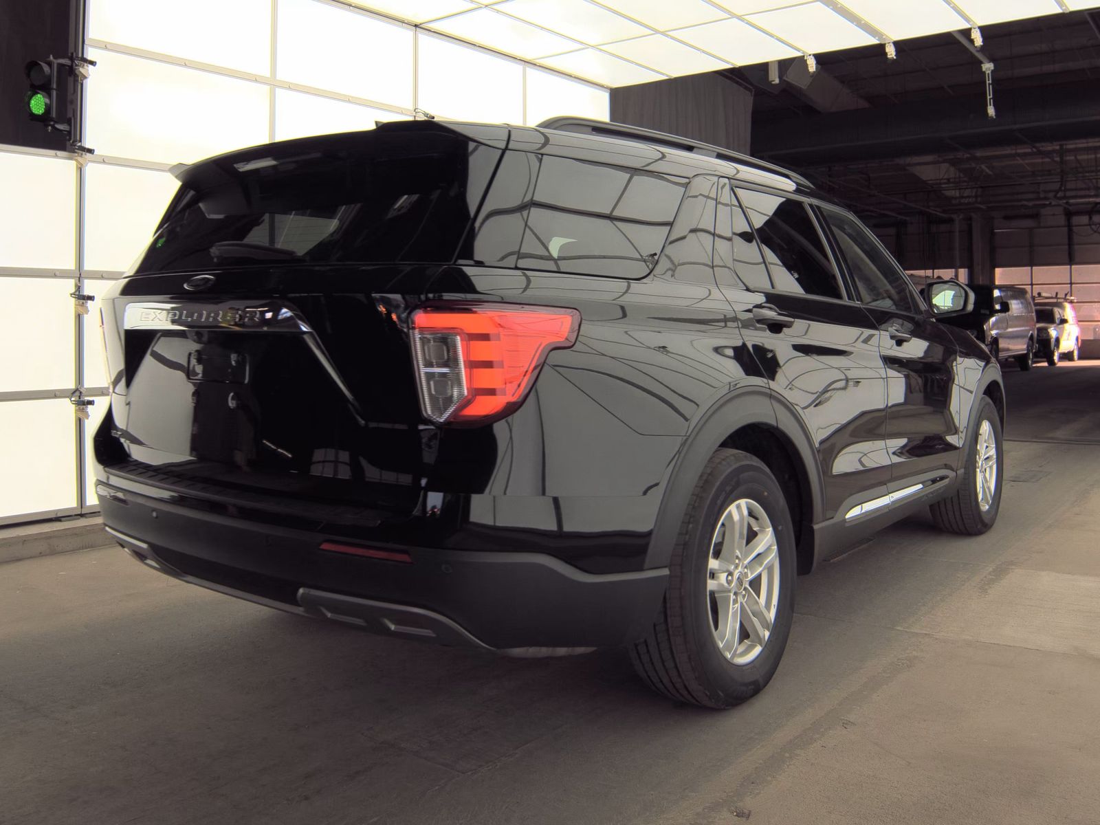 2024 Ford Explorer XLT RWD