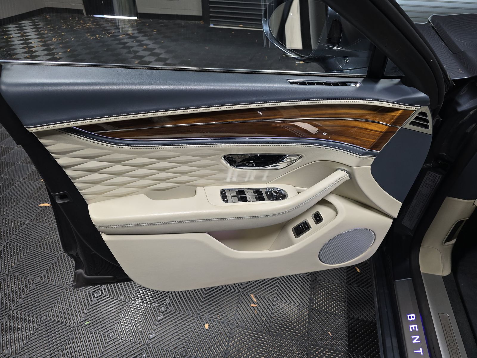 2021 Bentley Flying Spur W12 AWD