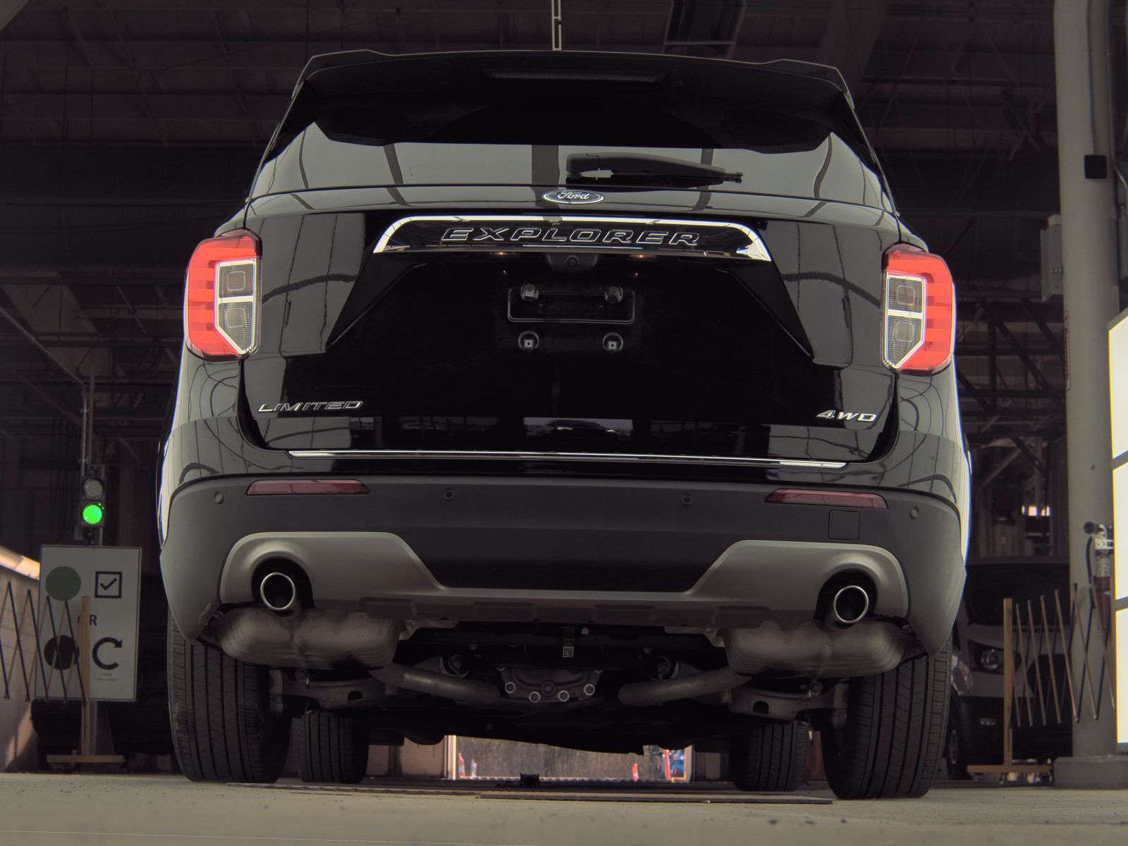 2023 Ford Explorer Limited AWD