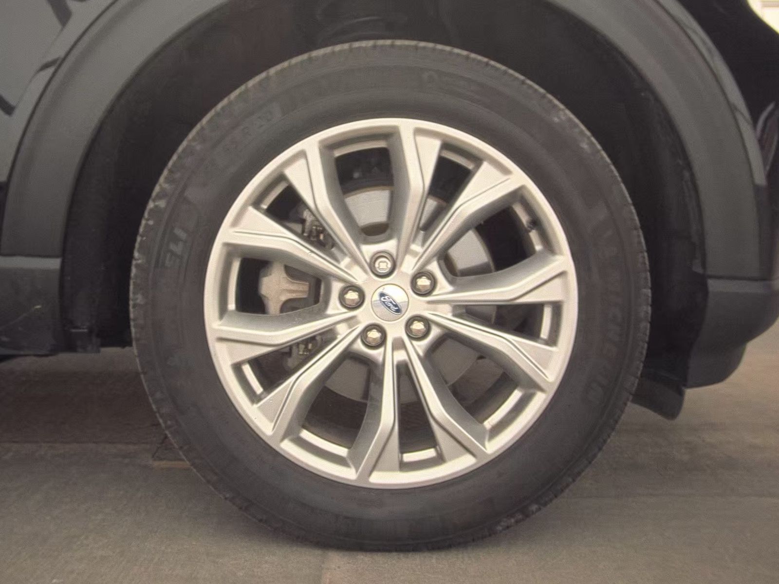 2023 Ford Explorer Limited AWD