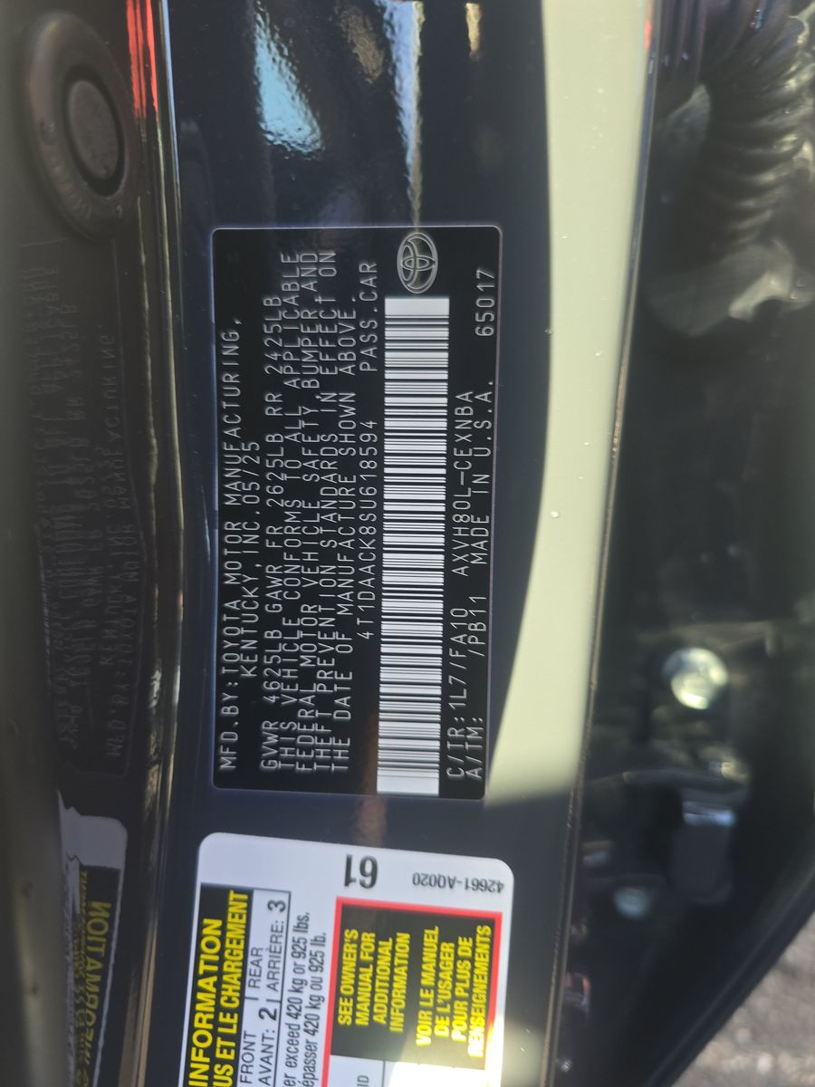 2025 Toyota Camry LE FWD