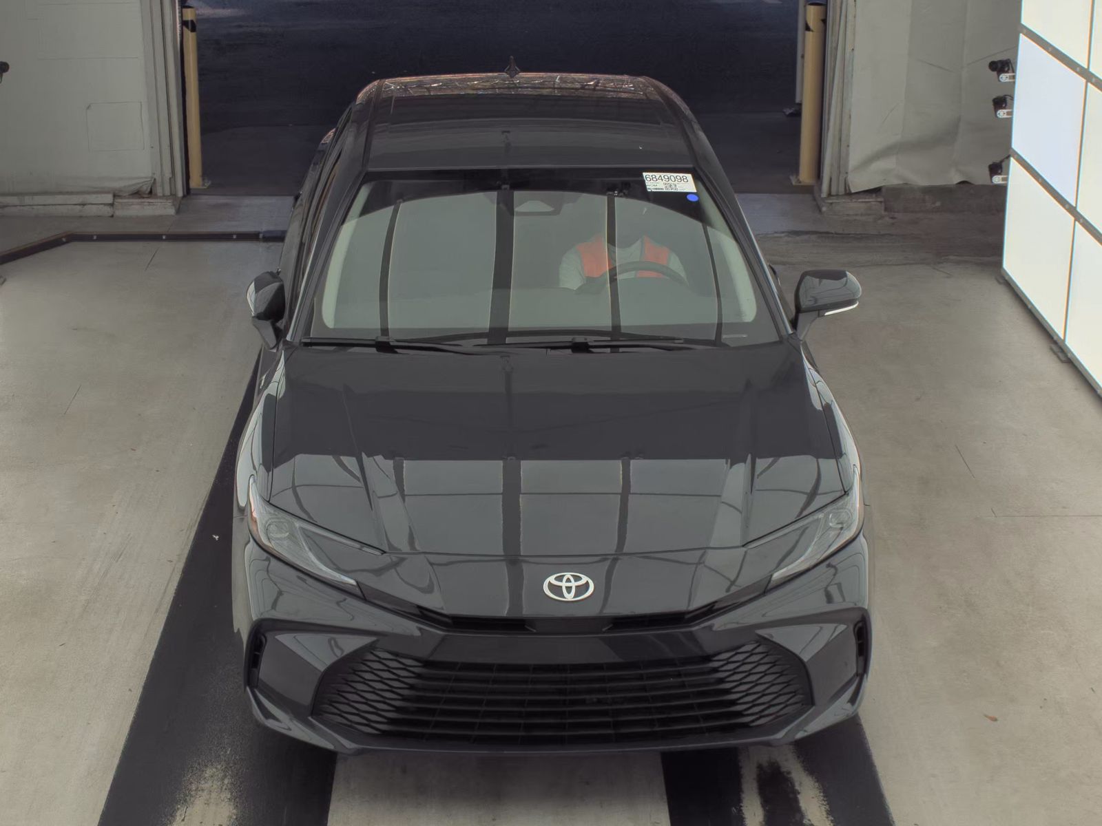 2025 Toyota Camry LE FWD