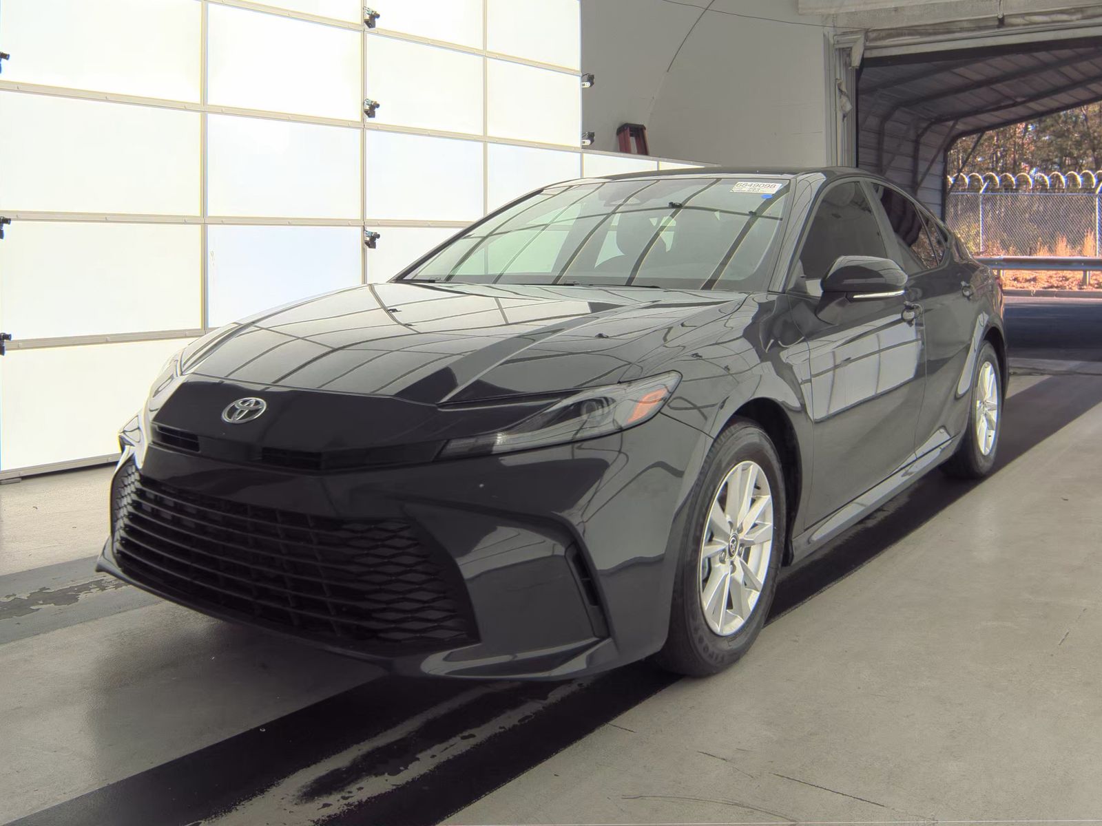 2025 Toyota Camry LE FWD