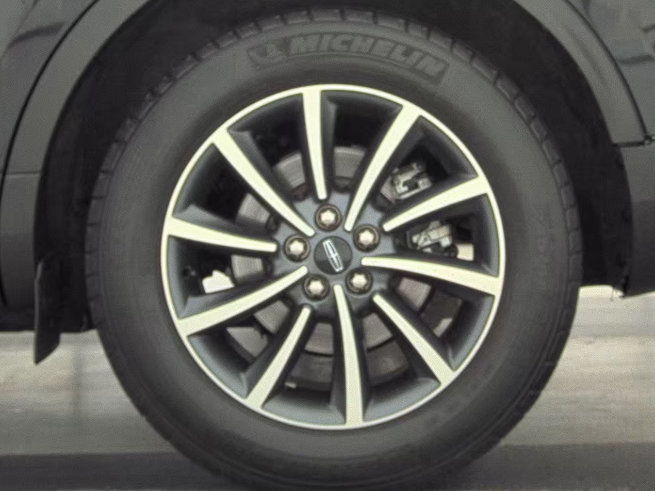 2022 Lincoln Nautilus Standard FWD