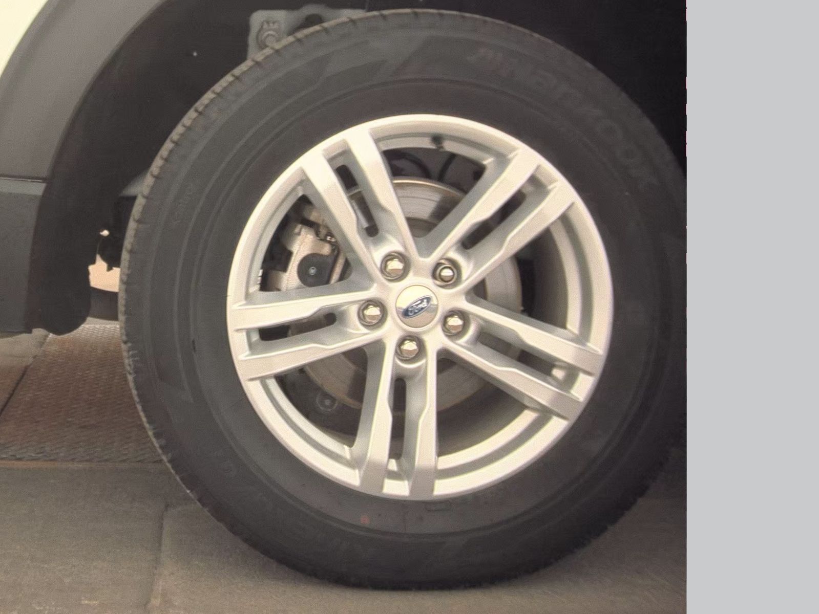 2022 Ford Explorer XLT AWD