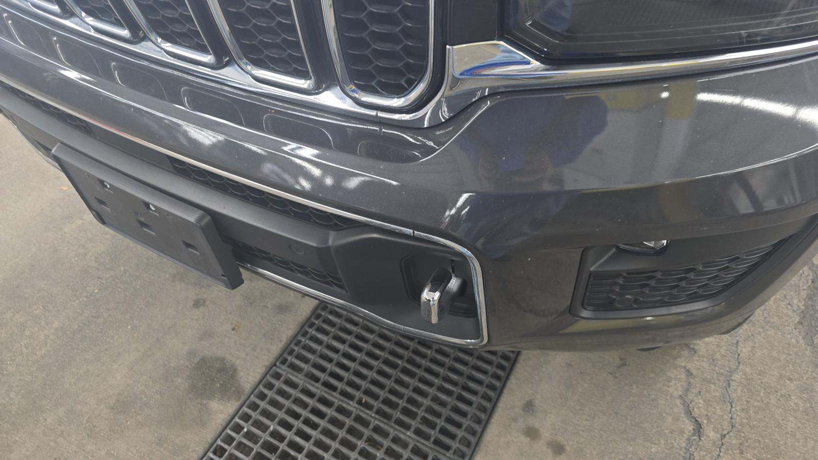 2022 Jeep Grand Cherokee Overland AWD