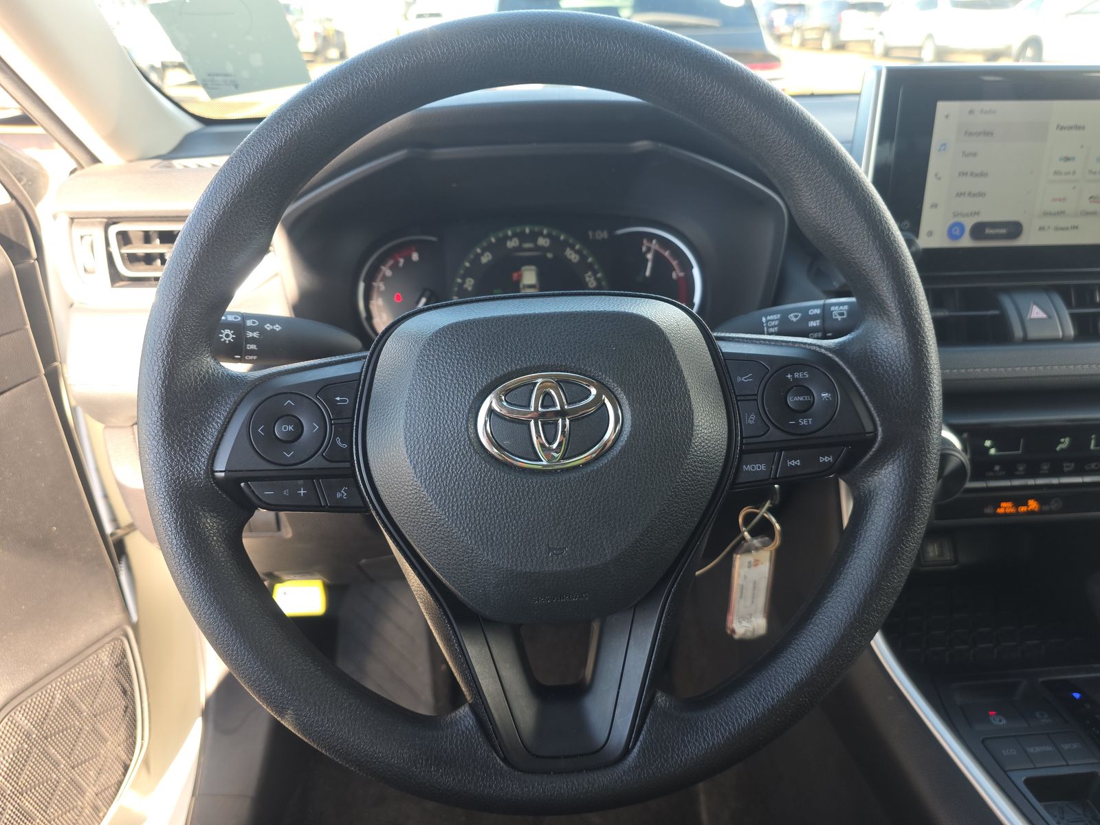 2025 Toyota RAV4 LE FWD