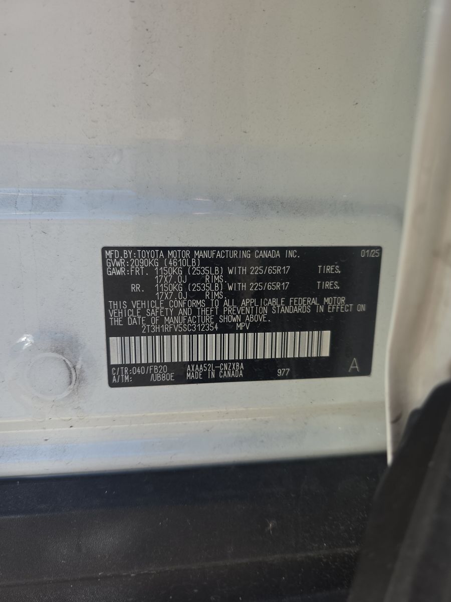 2025 Toyota RAV4 LE FWD