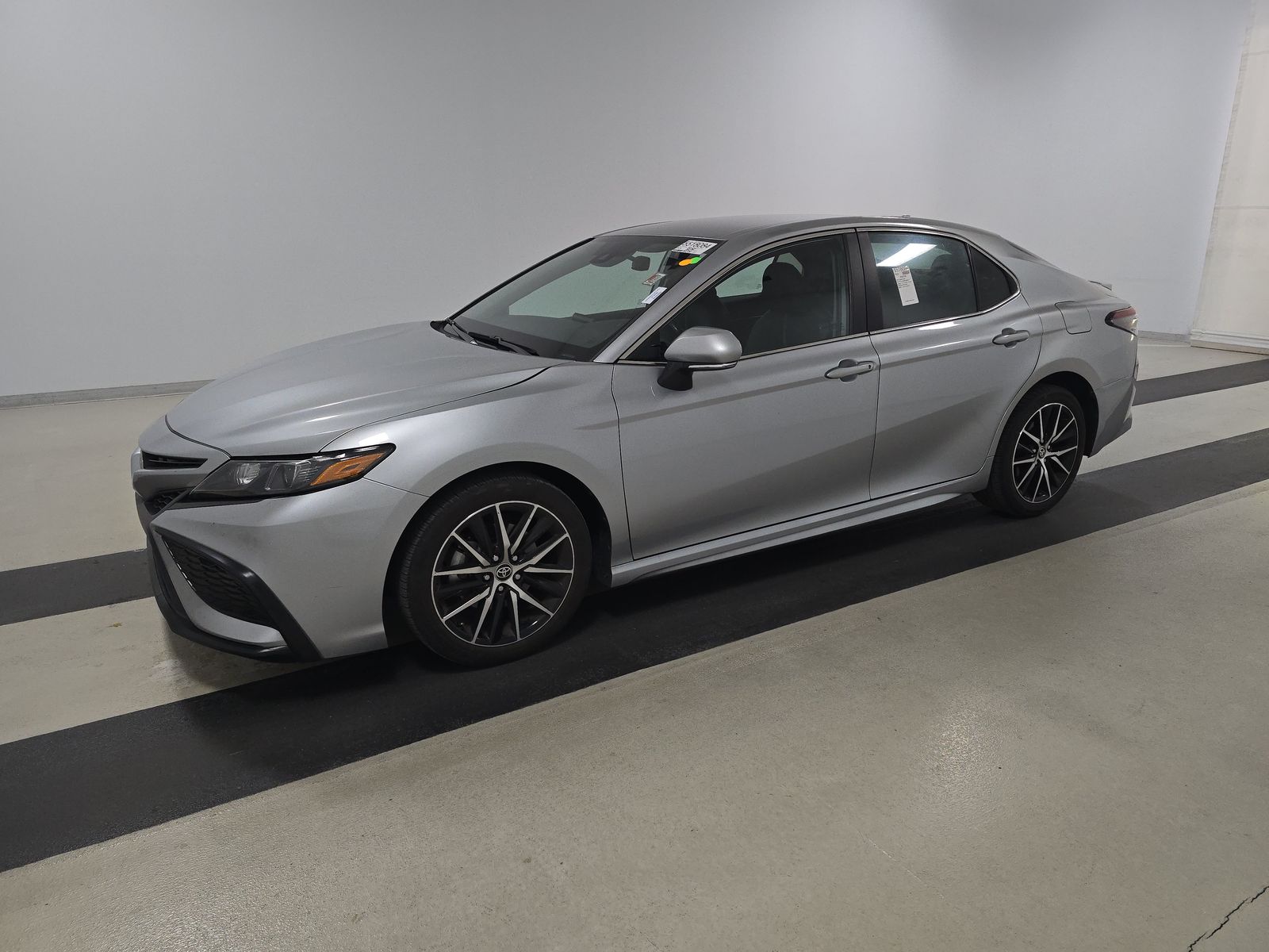 2024 Toyota Camry SE FWD