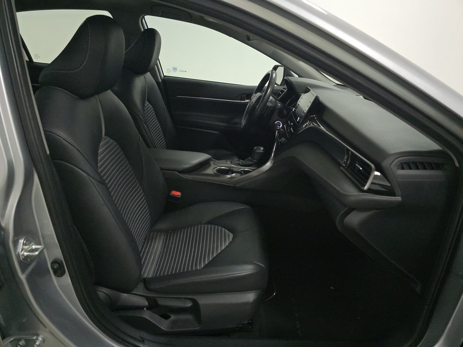 2024 Toyota Camry SE FWD