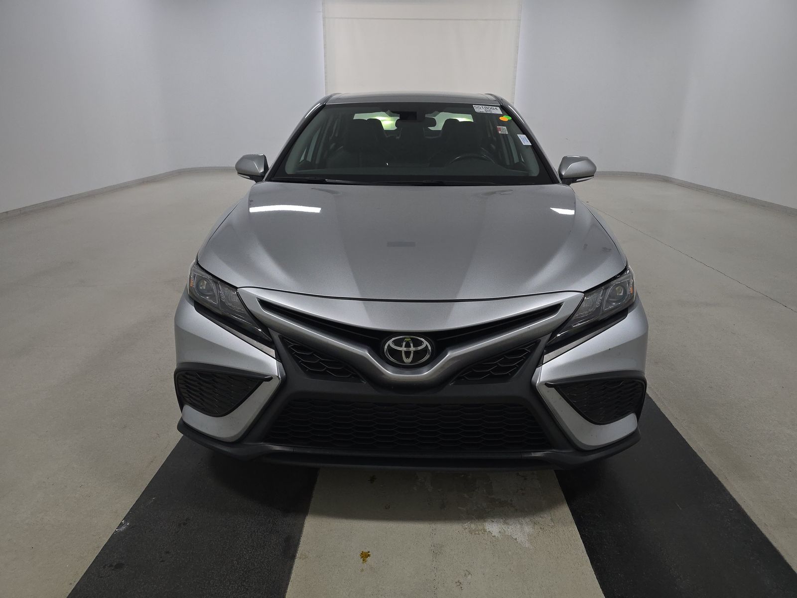 2024 Toyota Camry SE FWD