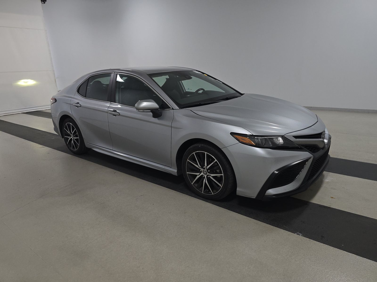 2024 Toyota Camry SE FWD