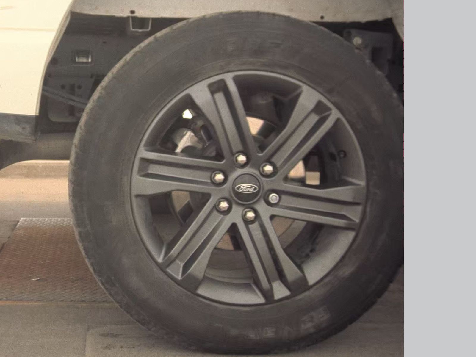 2023 Ford F-150 Hybrid Lariat AWD