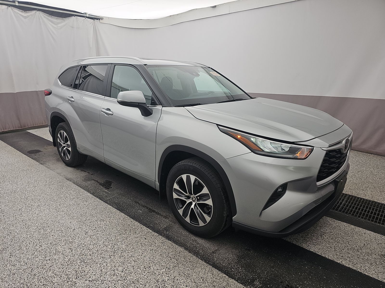 2024 Toyota Highlander XLE AWD
