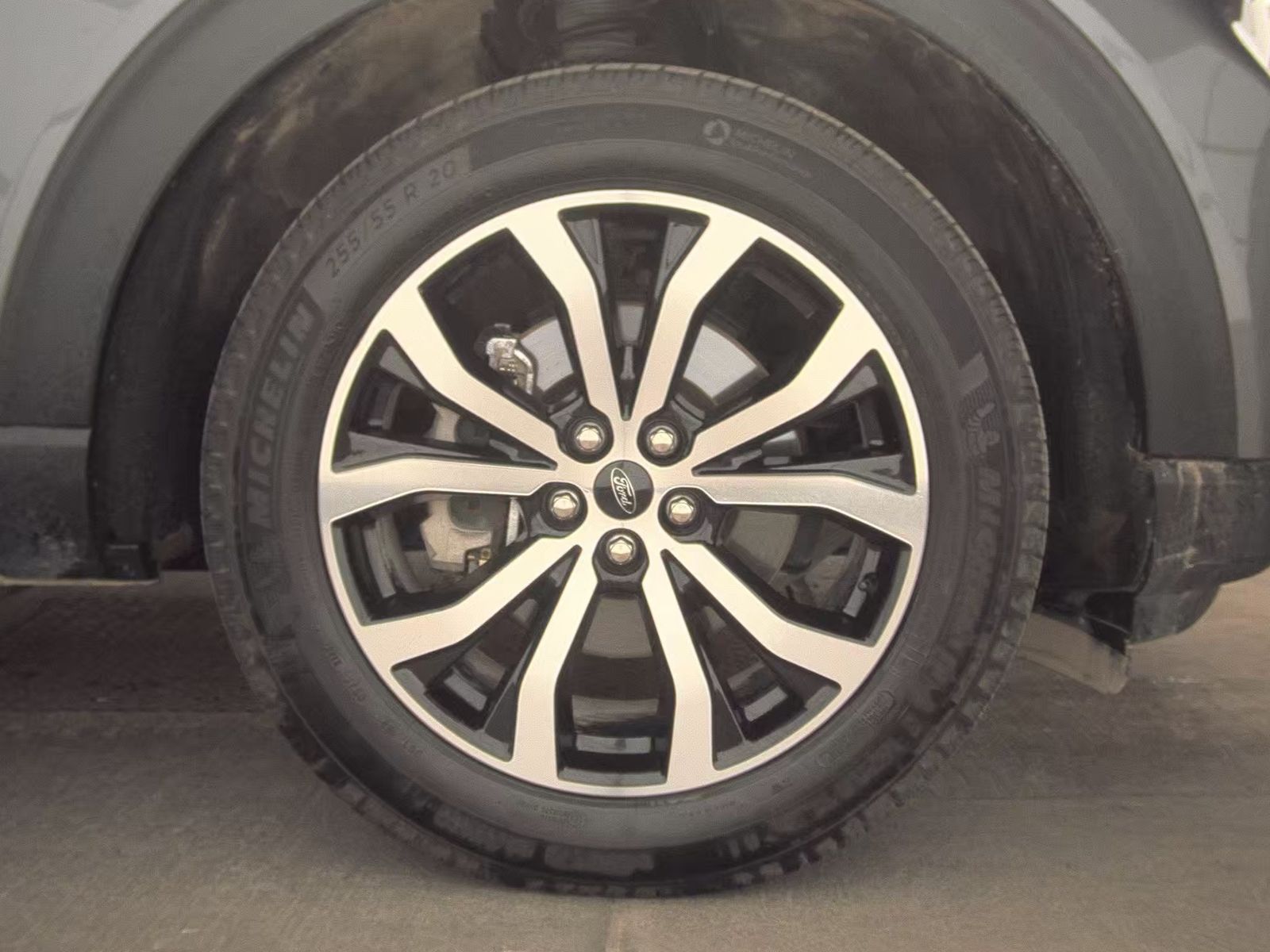 2025 Ford Explorer ST-Line AWD