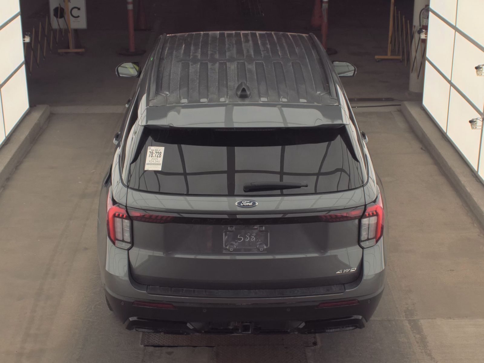 2025 Ford Explorer ST-Line AWD