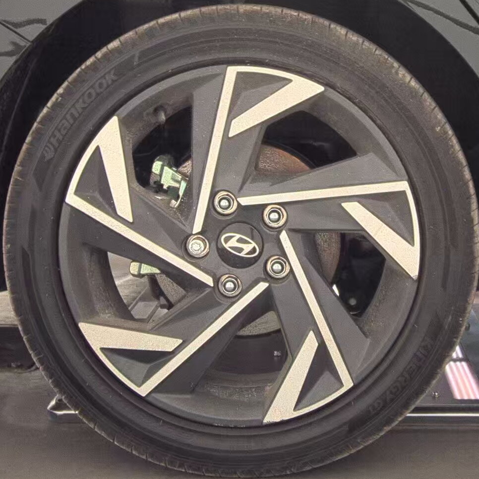 2025 Hyundai Elantra Hybrid SEL Sport FWD