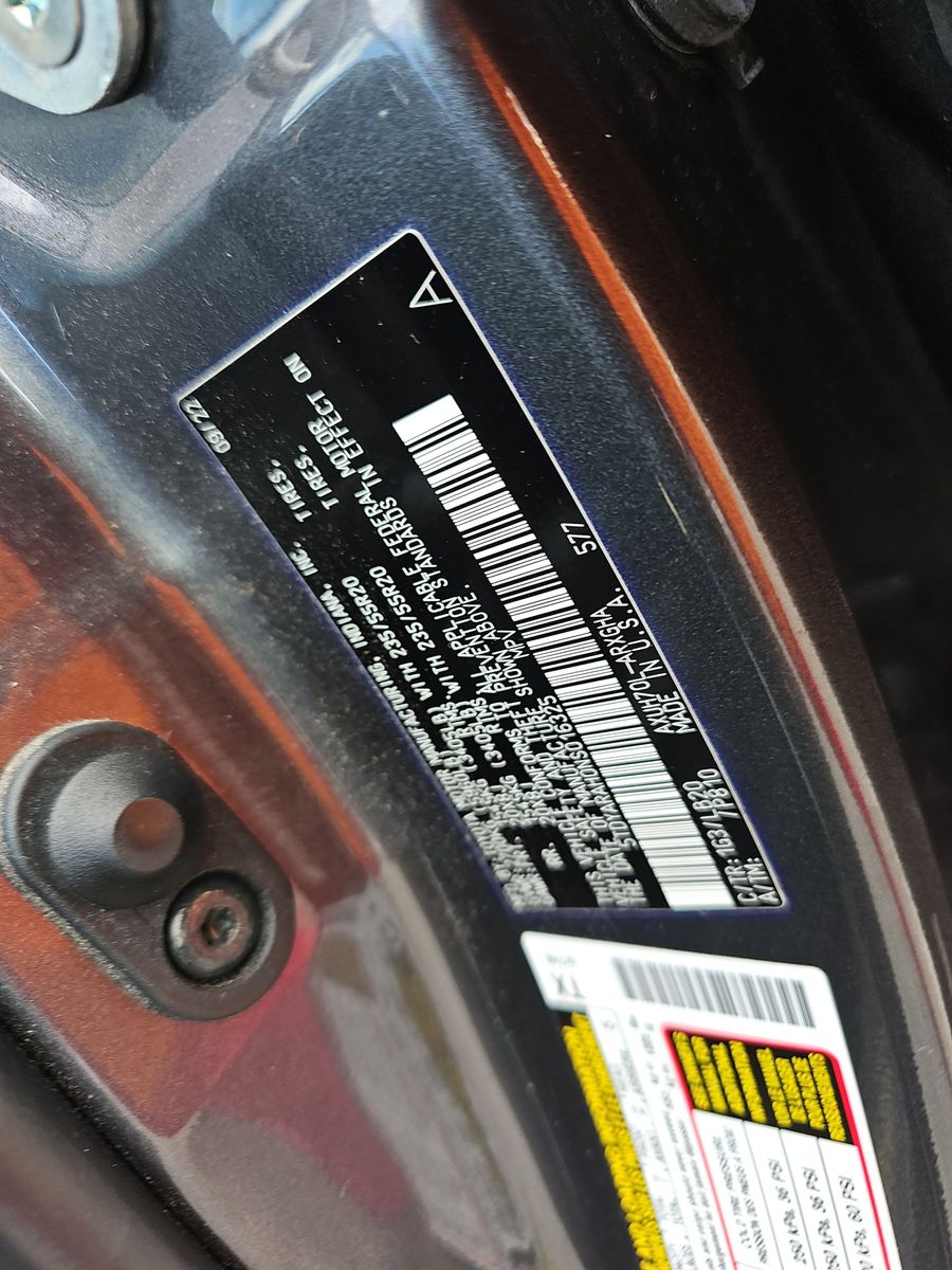 2022 Toyota Highlander Hybrid Limited FWD