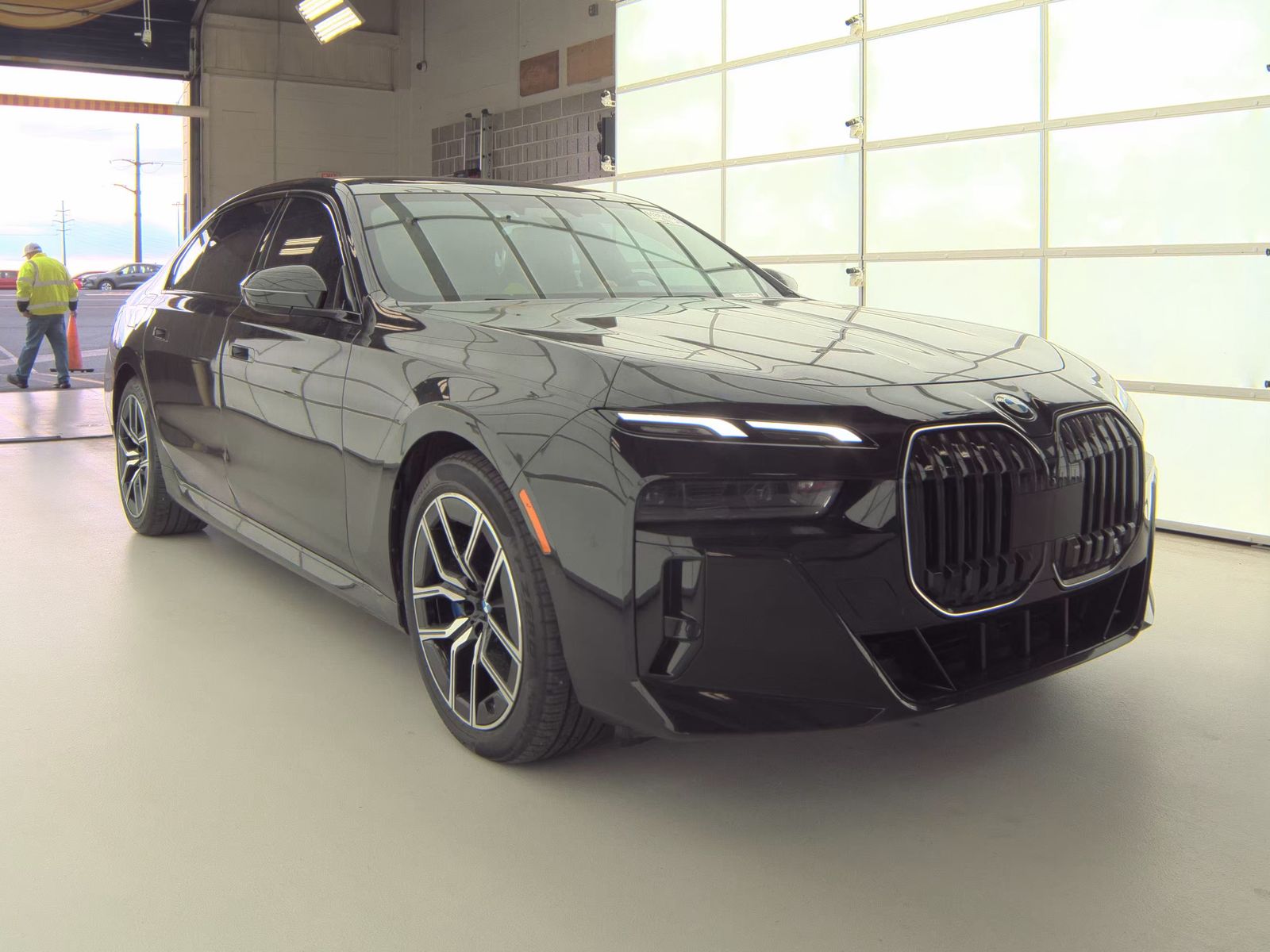 2024 BMW 7 Series 760i xDrive AWD