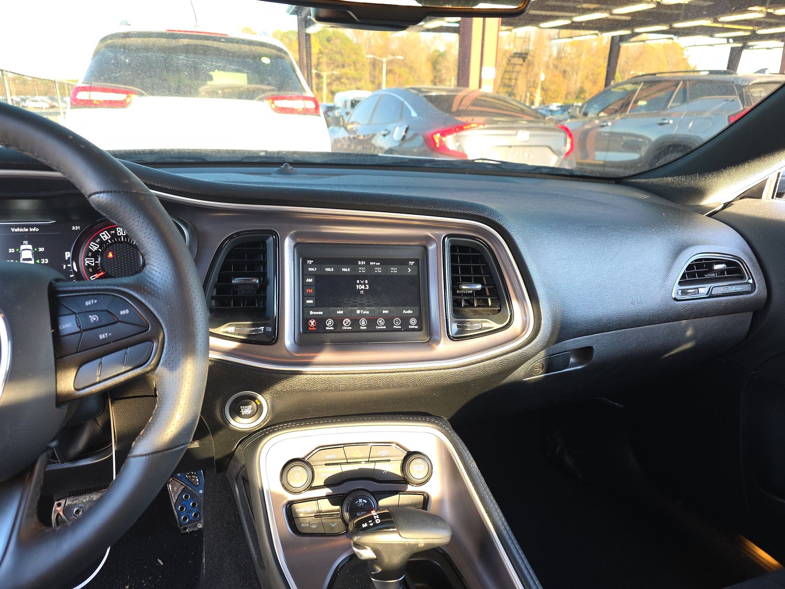 2022 Dodge Challenger SXT RWD