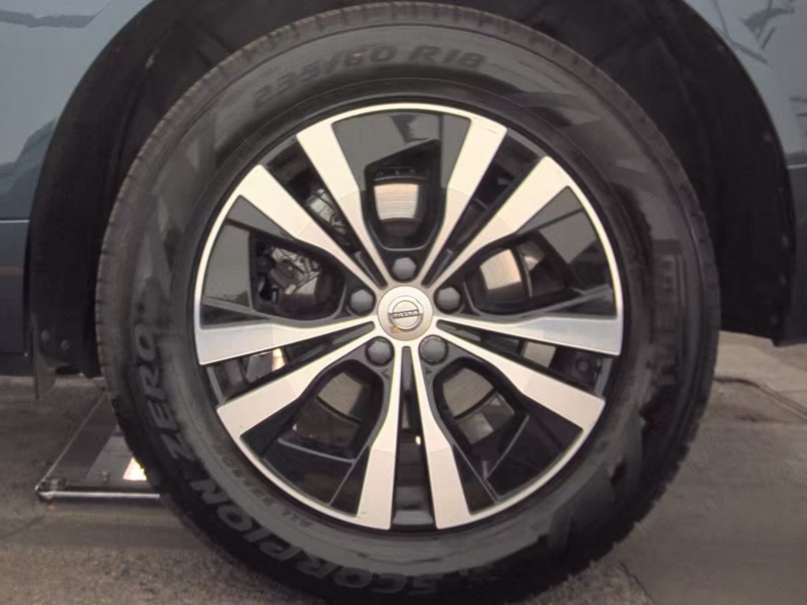 2024 Volvo XC60 B5 Core AWD