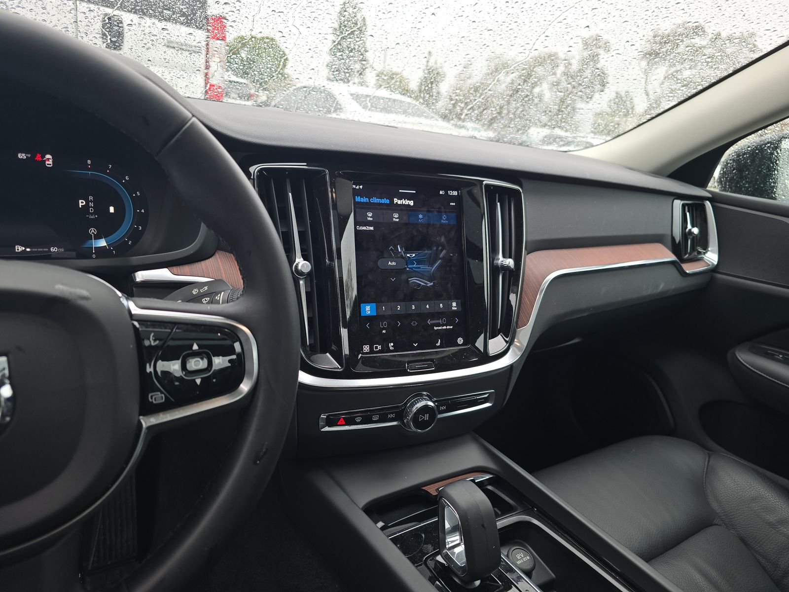 2024 Volvo S60 B5 Plus FWD