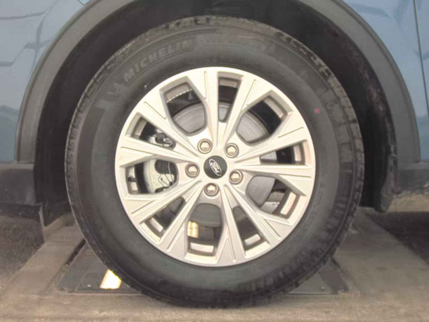 2025 Ford Escape Active FWD