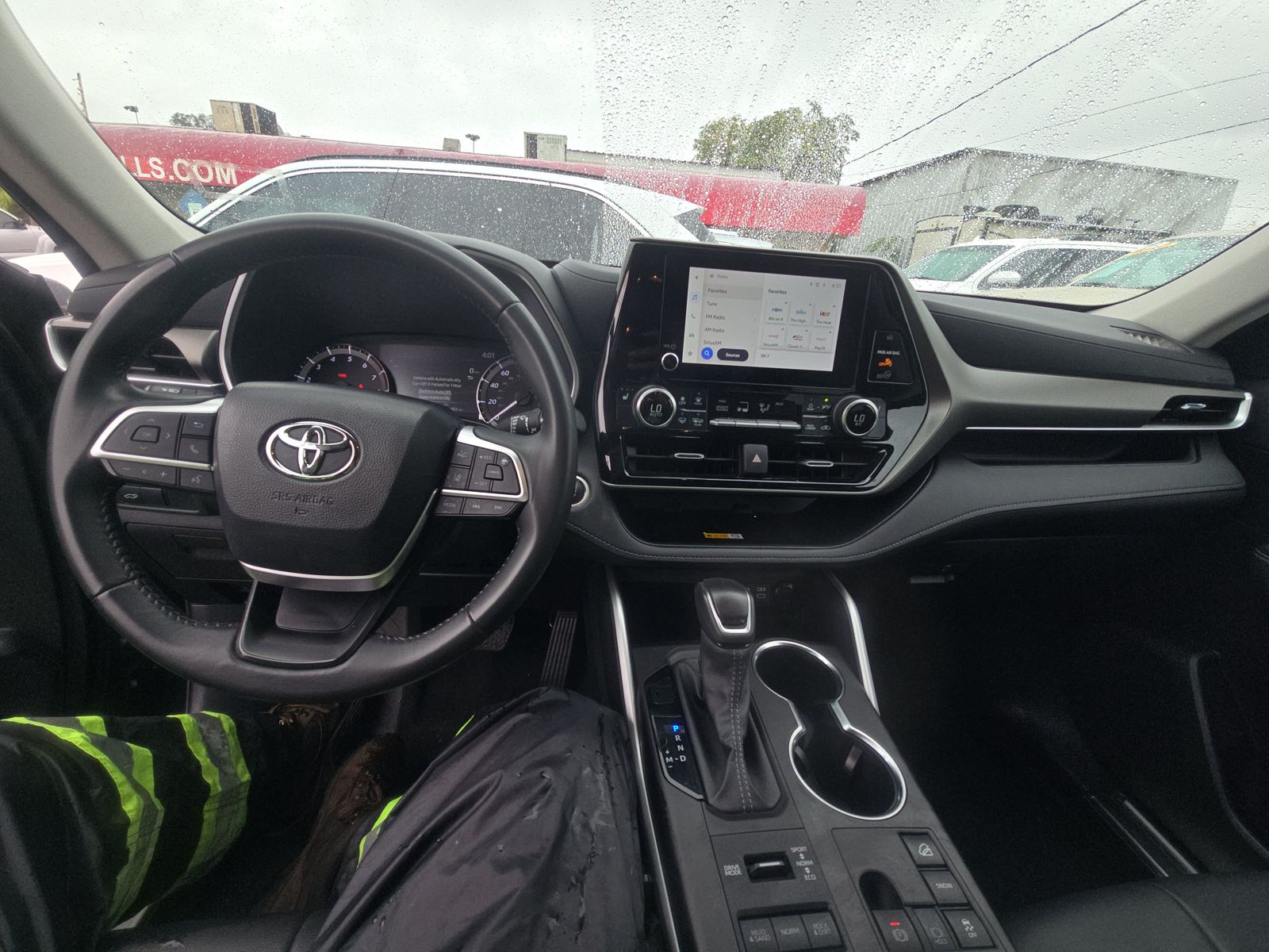 2024 Toyota Highlander XLE AWD