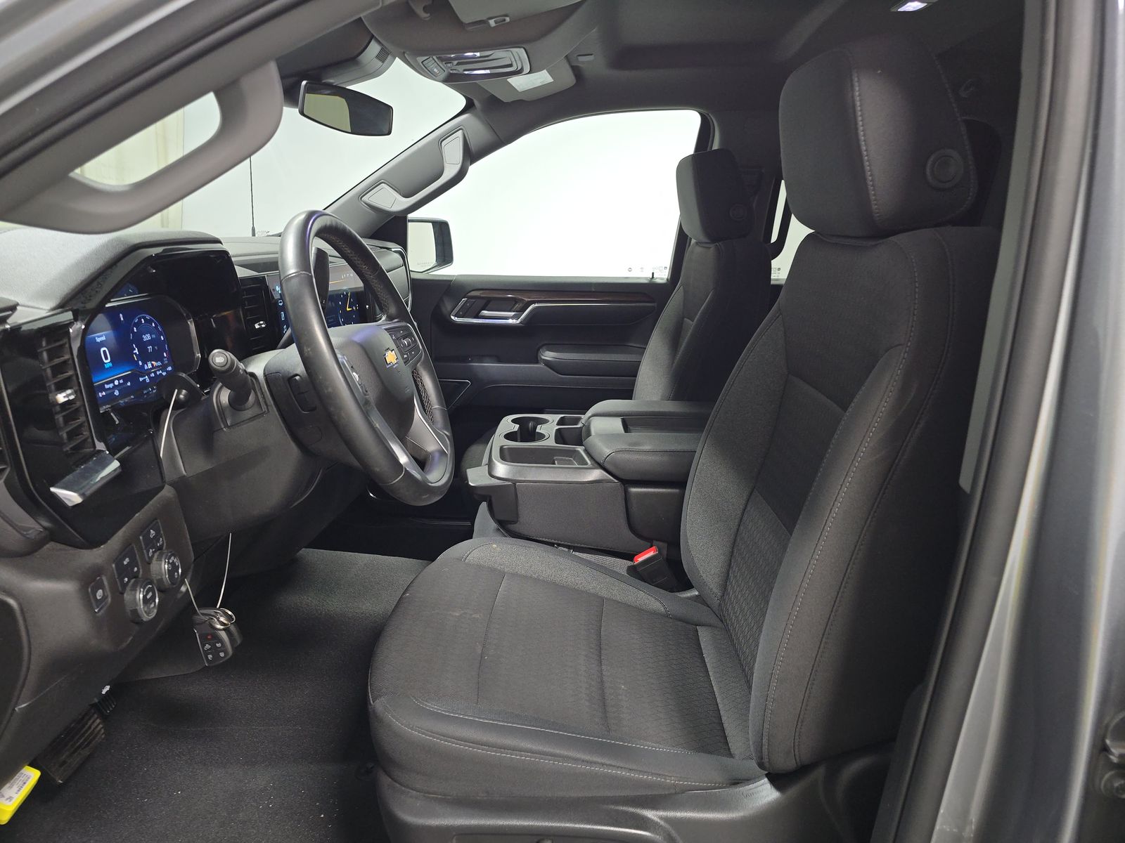 2024 Chevrolet Silverado 1500 LT AWD