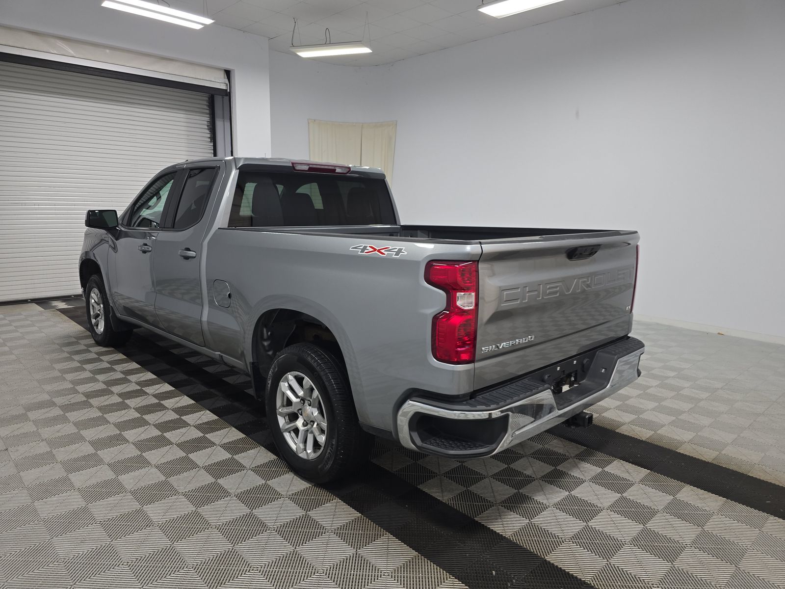 2024 Chevrolet Silverado 1500 LT AWD