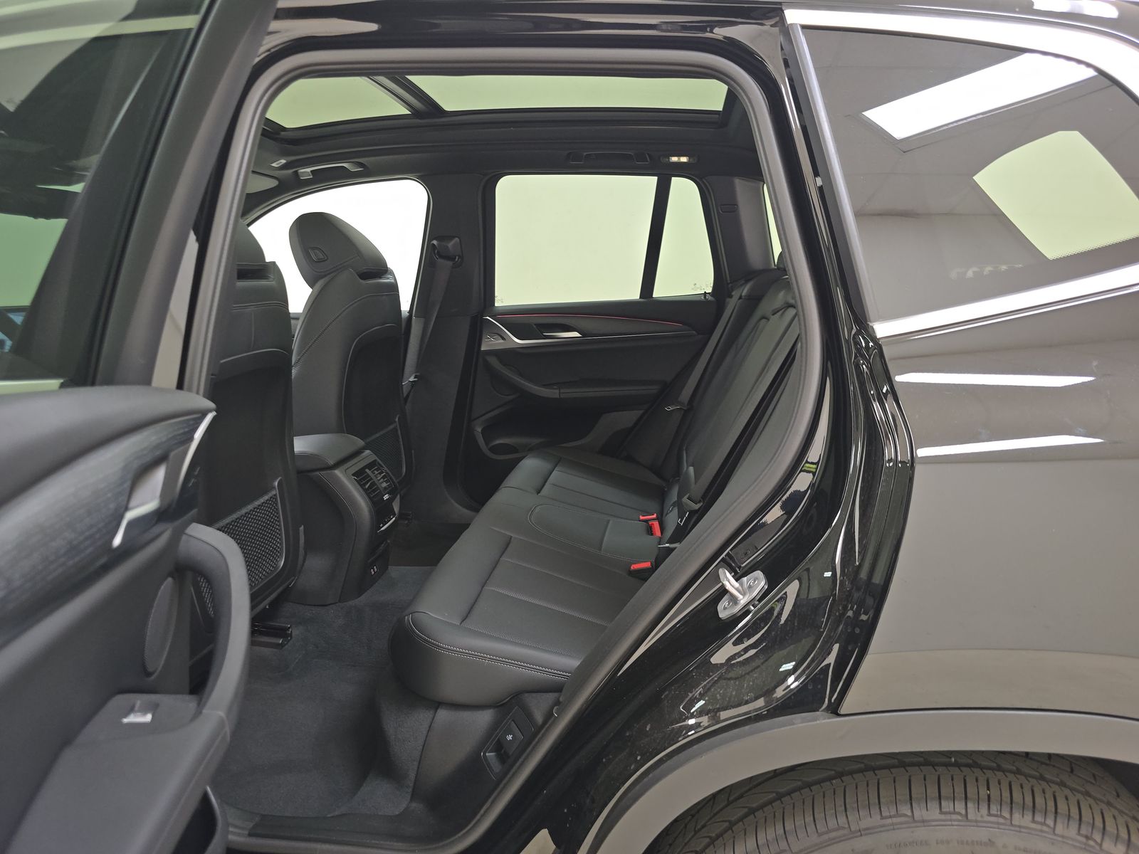 2023 BMW X3 sDrive30i RWD