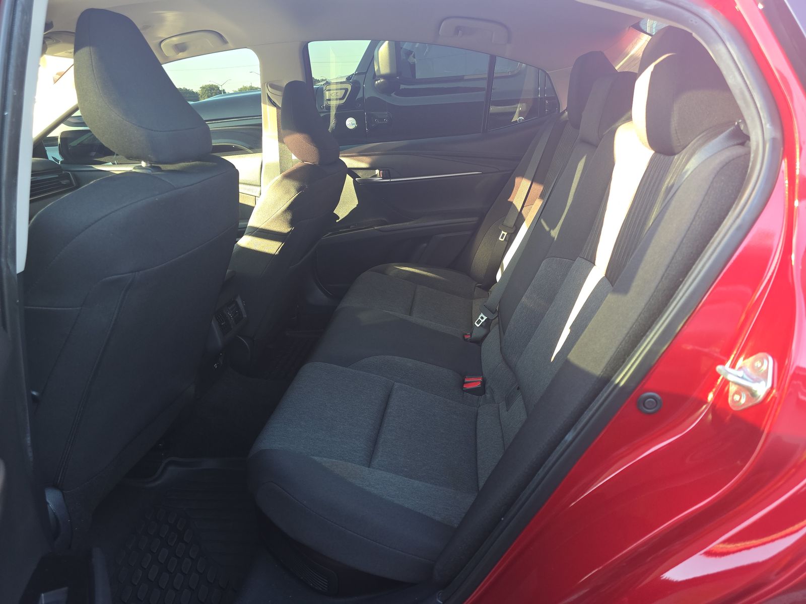 2025 Toyota Camry LE FWD