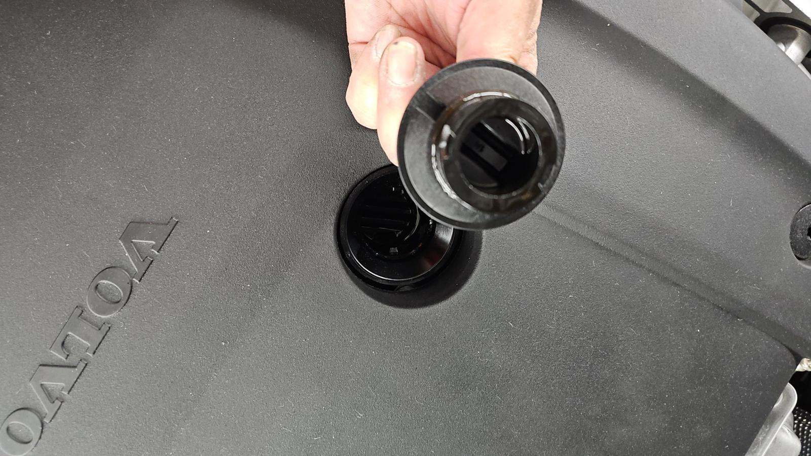 2025 Volvo XC90 B6 Plus AWD