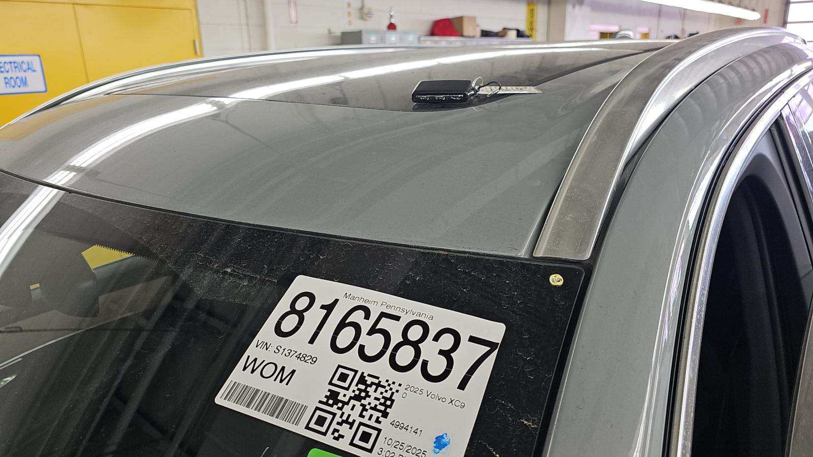 2025 Volvo XC90 B6 Plus AWD