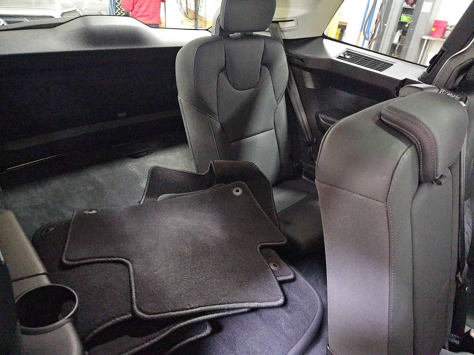 2025 Volvo XC90 B6 Plus AWD