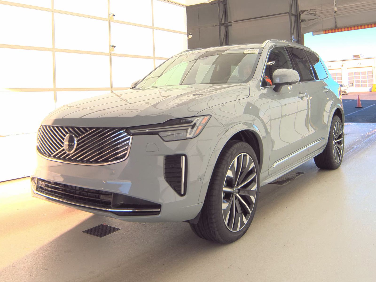 2025 Volvo XC90 B6 Plus AWD