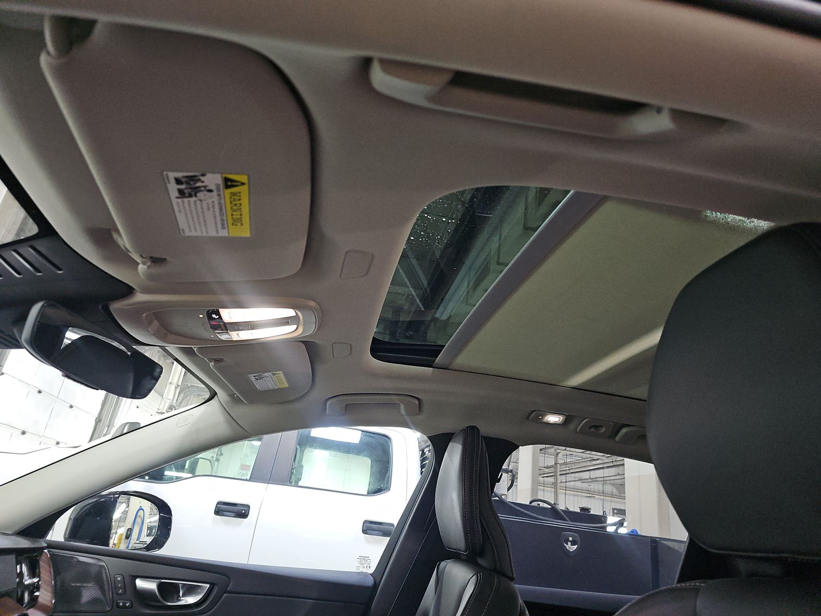 2023 Volvo XC60 Recharge T8 Ultimate AWD