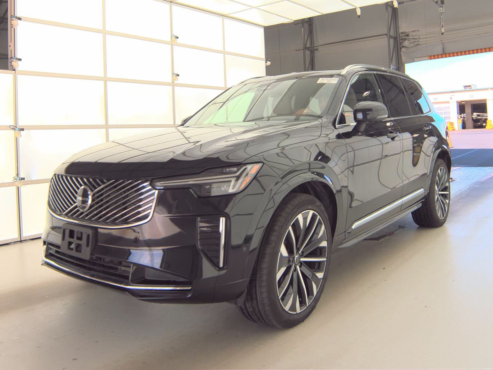 2025 Volvo XC90 B6 Plus AWD