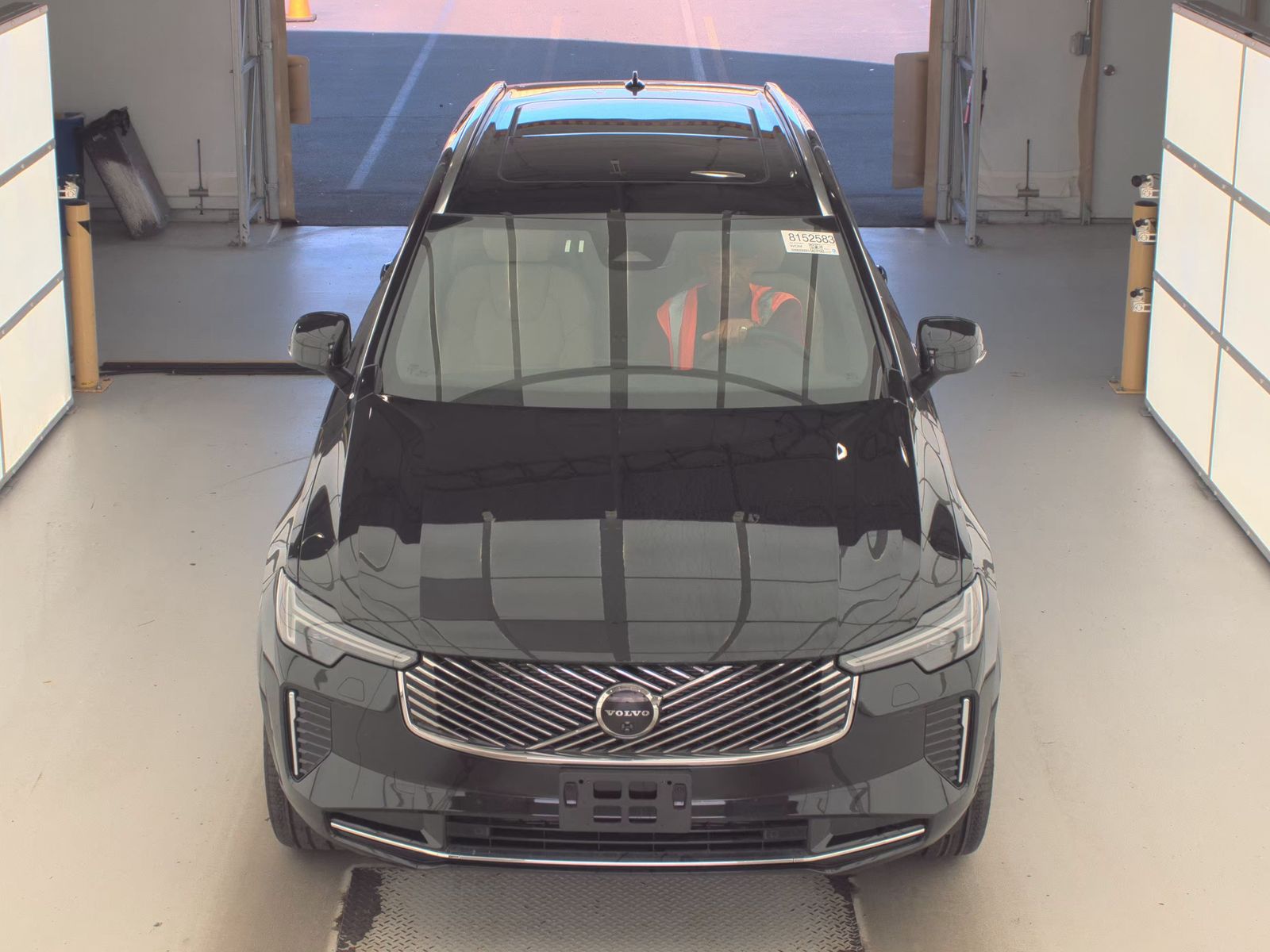 2025 Volvo XC90 B6 Plus AWD