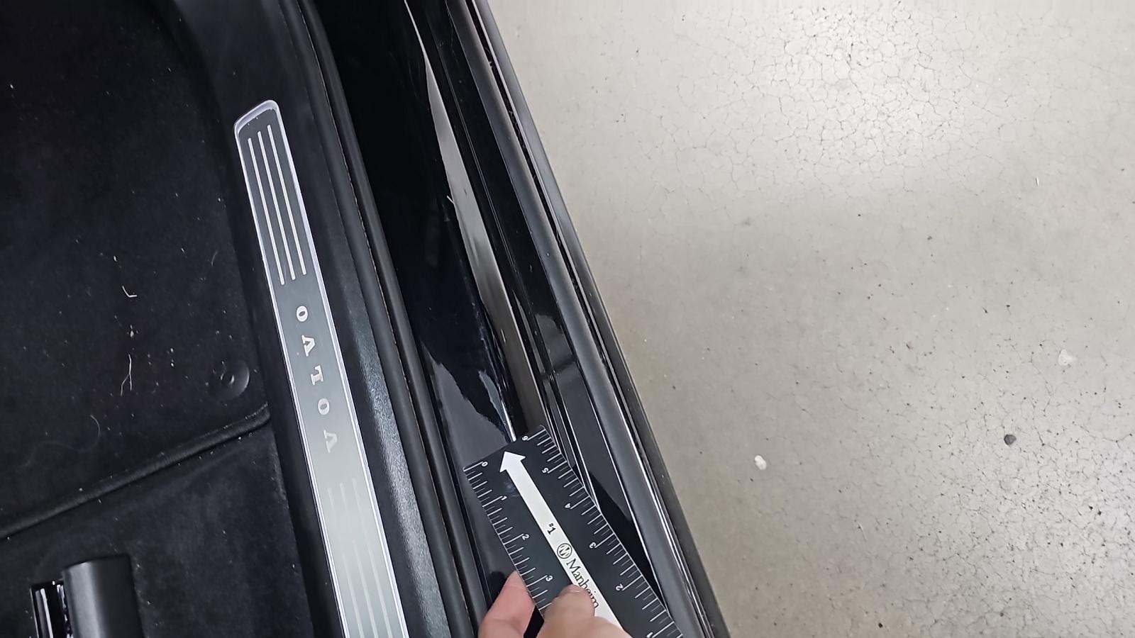 2025 Volvo XC90 B6 Plus AWD