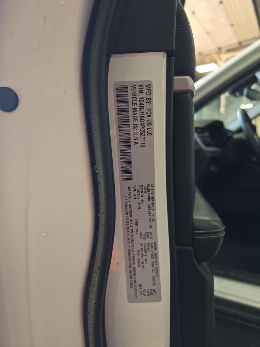 2023 Jeep Grand Cherokee Limited AWD