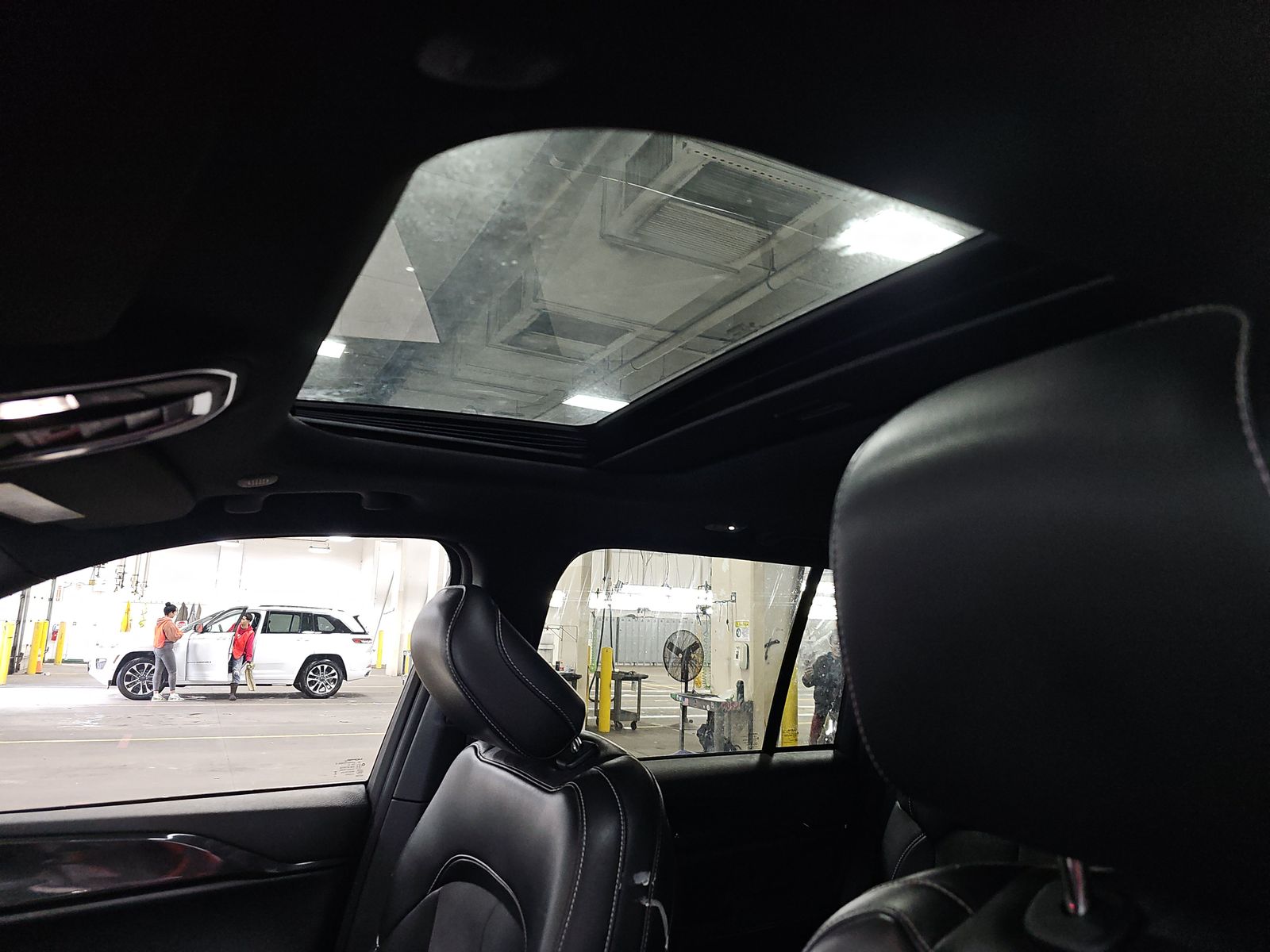 2023 Jeep Grand Cherokee Altitude AWD