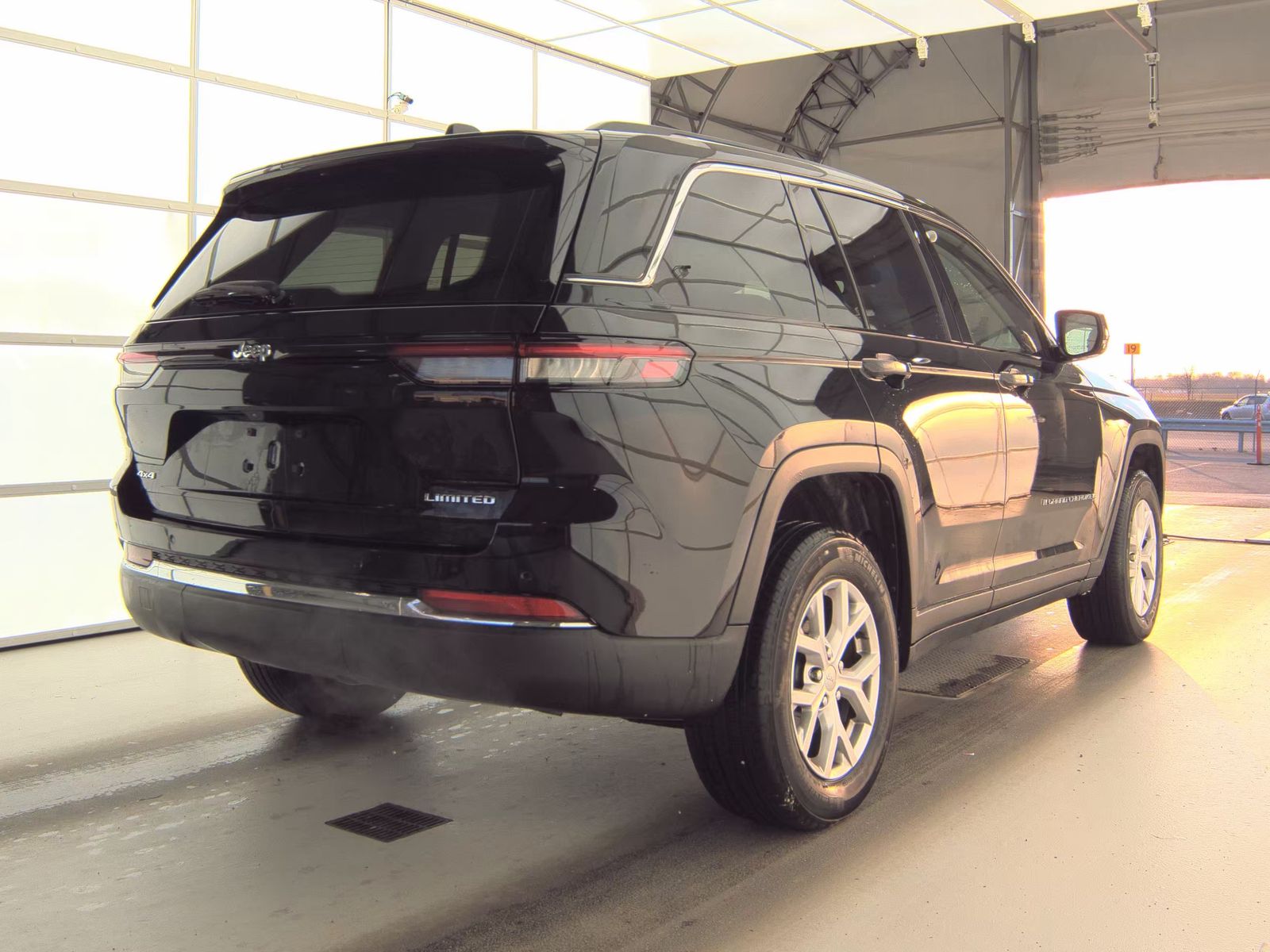 2022 Jeep Grand Cherokee Limited AWD