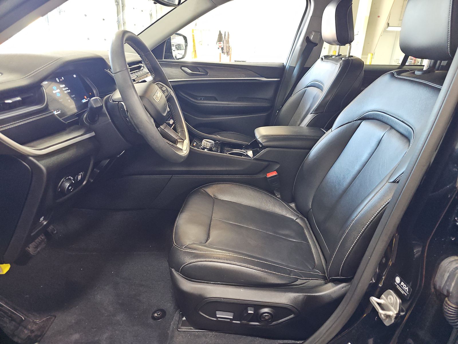 2023 Jeep Grand Cherokee Limited AWD