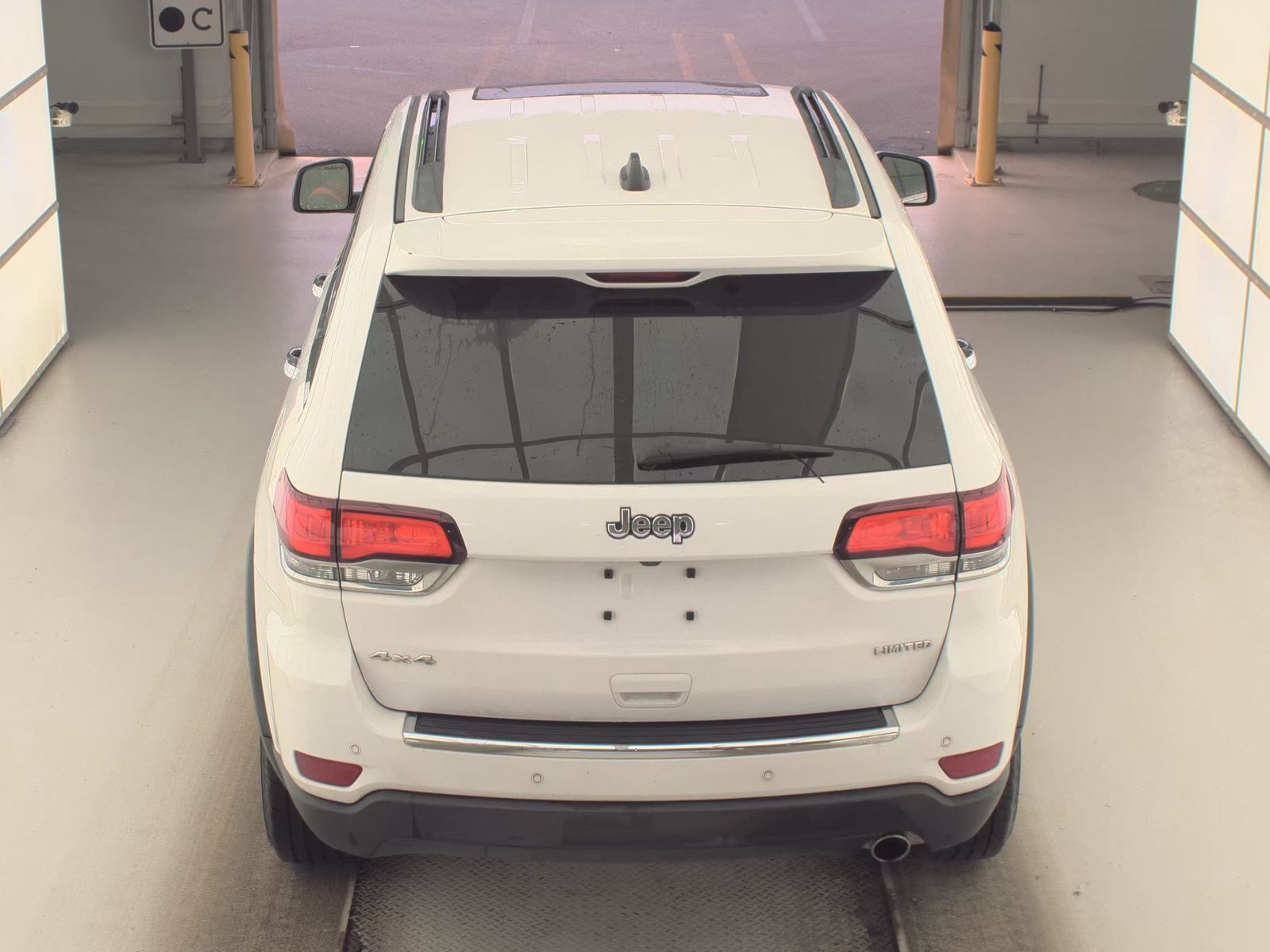 2022 Jeep Grand Cherokee Limited AWD