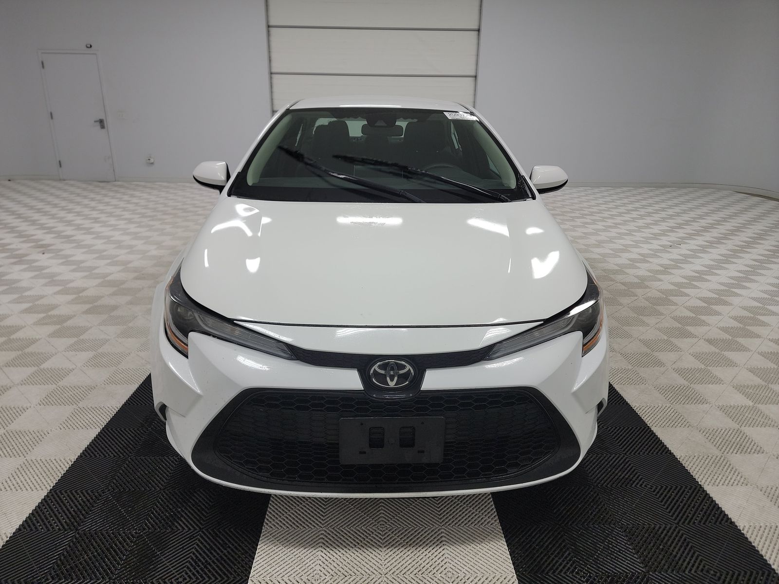 2020 Toyota Corolla LE FWD