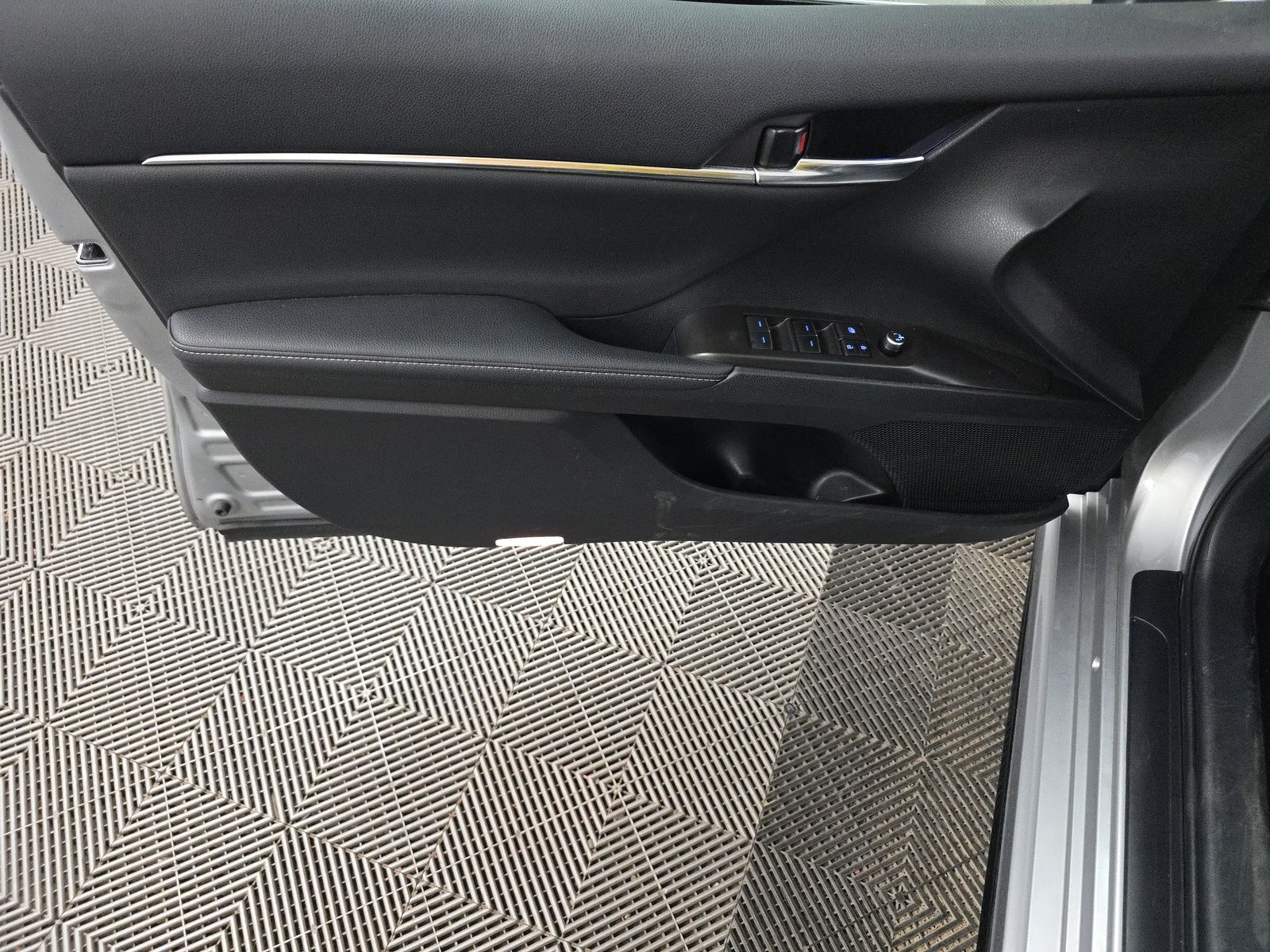 2024 Toyota Camry XSE FWD