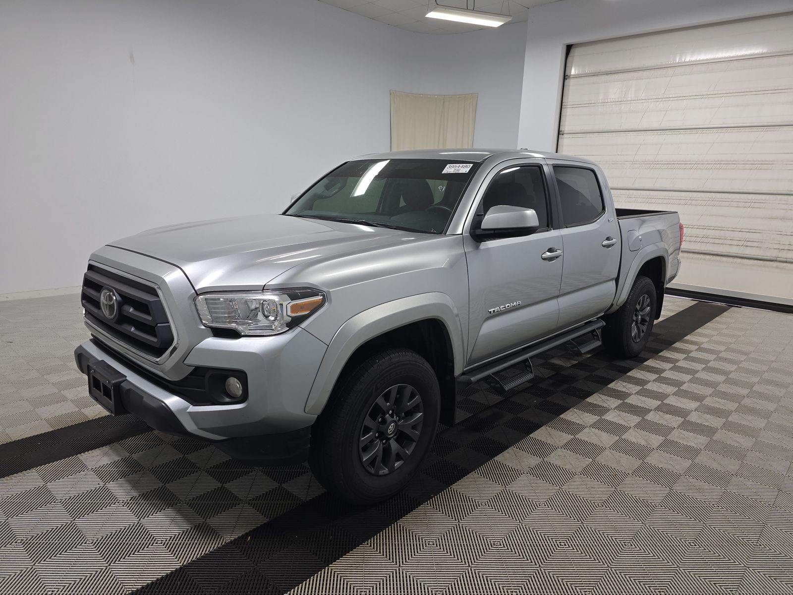 2023 Toyota Tacoma SR5 RWD